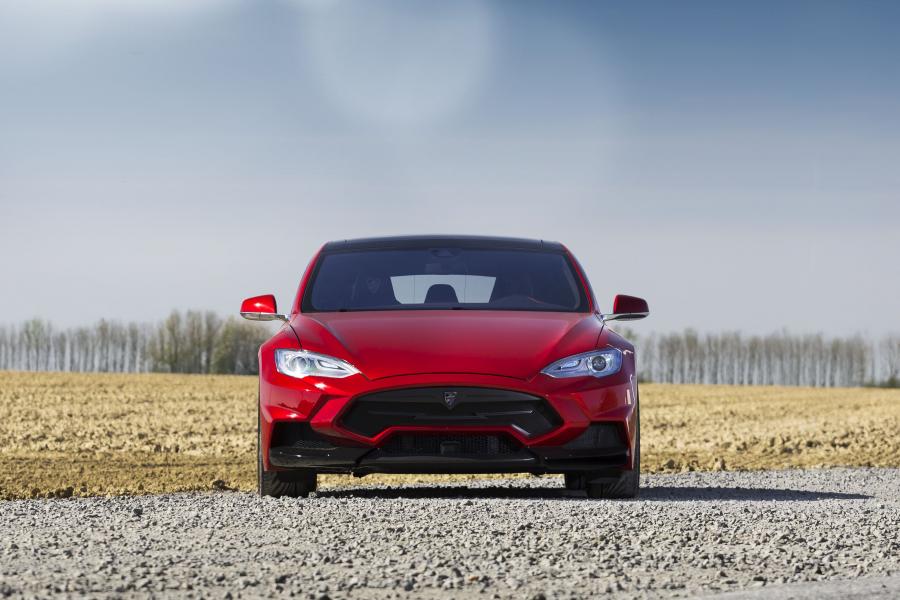  Tesla Model S P85D Elizabeta by Larte Design 2015 года  (фото 25 из 72)